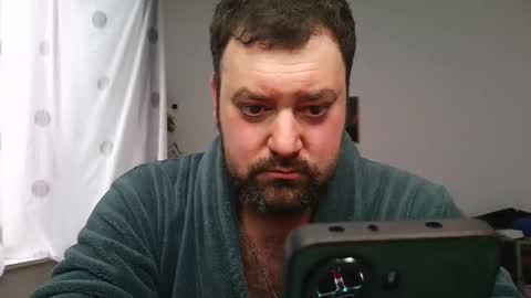 Bruce online show from 09/18/25, 04:42