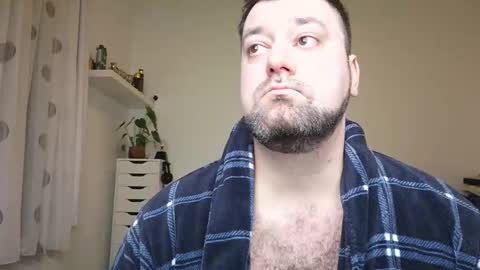 Bruce online show from 10/28/25, 07:49