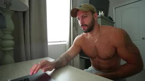 onlyfans BRUCESTRYKER online show from 10/20/25, 04:07