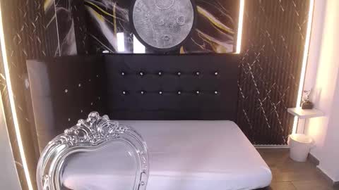 Bruja SCarlata online show from 10/07/25, 10:12