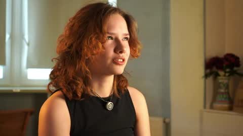 Snapshot of brunaeveritt chatting on 05/21/26, 02:13 Tess online show from 05/21/26, 02:13