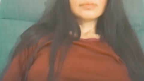 Snapshot of brunela chatting on 05/03/26, 09:10 brunela online show from 05/03/26, 09:10