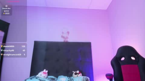 Lady  online show from 01/14/25, 05:23