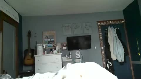 Snapshot of brunettebaby040 chatting on 09/27/25, 03:39 brunettebaby040 online show from 09/27/25, 03:39