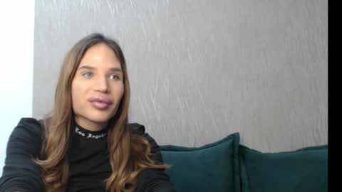 Luna online show from 01/14/26, 05:07