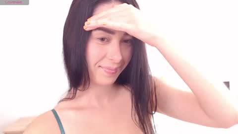 Snapshot of brunettgirl_ chatting on 06/19/26, 06:51 Ellis online show from 06/19/26, 06:51