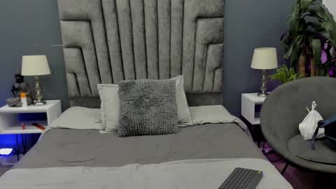 Snapshot of bruno_bellini chatting on 11/26/25, 11:11 Bruno Bellini online show from 11/26/25, 11:11