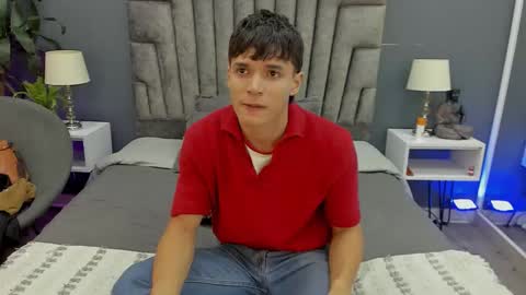 Snapshot of bruno_bellini chatting on 11/29/25, 11:57 Bruno Bellini online show from 11/29/25, 11:57