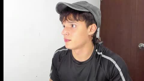 Snapshot of bruno_bellini chatting on 02/12/26, 03:12 Bruno Bellini online show from 02/12/26, 03:12