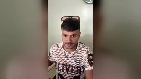 bruno_booss online show from 04/03/26, 03:43