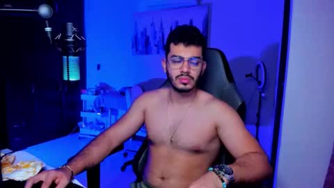 Snapshot of bruno_diaz31 chatting on 05/19/26, 03:35 Bruno online show from 05/19/26, 03:35
