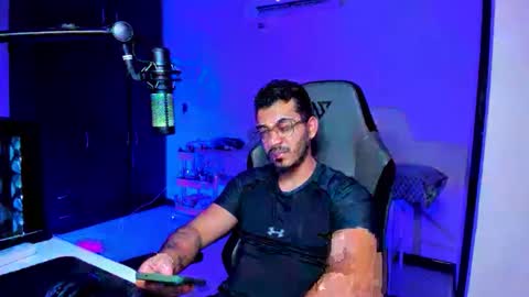 Snapshot of bruno_diaz31 chatting on 05/29/26, 02:31 Bruno online show from 05/29/26, 02:31