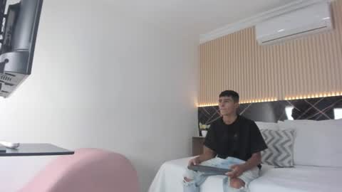 Bruno online show from 06/22/26, 07:11