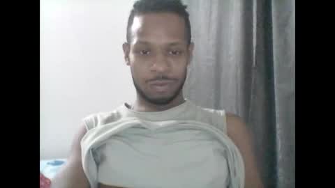 Snapshot of bruno_jv9 chatting on 10/16/25, 08:04 Bruno online show from 10/16/25, 08:04