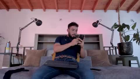 Andres Suarez online show from 03/03/26, 08:15