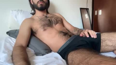 Sebastian online show from 05/10/26, 03:06