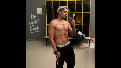 Snapshot of brunocuttie94 chatting on 07/18/26, 12:04 Join my fan club here 150 tokens a month online show from 07/18/26, 12:04