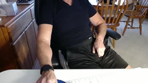 Snapshot of brussells chatting on 02/05/25, 05:20 Brussells online show from 02/05/25, 05:20