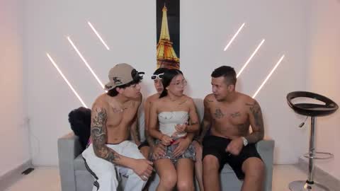 brutal_sex_nympho12 online show from 11/08/25, 01:22