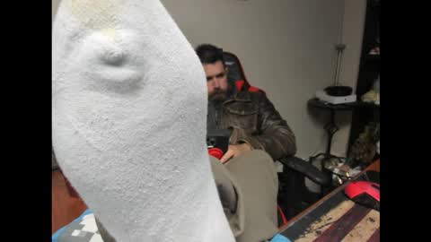 BRUTALMASTER1983 online show from 12/18/25, 06:52