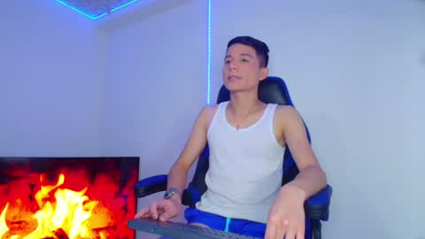 BRYAM INDEPENDENT MODEL online show from 01/29/25, 02:40