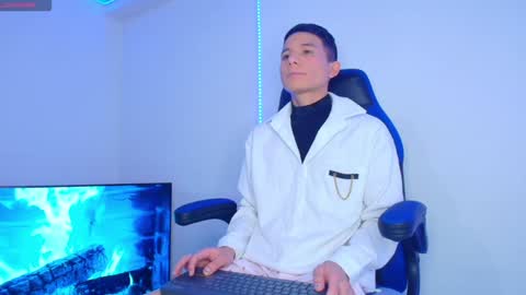 BRYAM INDEPENDENT MODEL online show from 02/01/25, 03:30