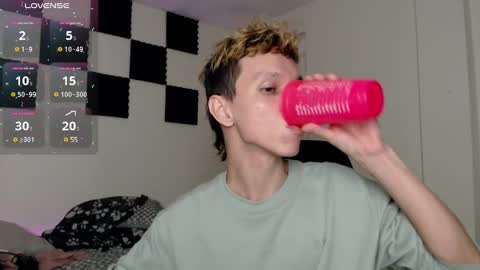 bryamado online show from 02/04/25, 06:36