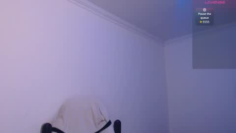 Snapshot of bryamado chatting on 04/23/26, 11:42 bryamado online show from 04/23/26, 11:42