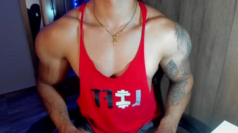 Snapshot of bryan_boy_ chatting on 02/05/25, 01:15 bryan online show from 02/05/25, 01:15