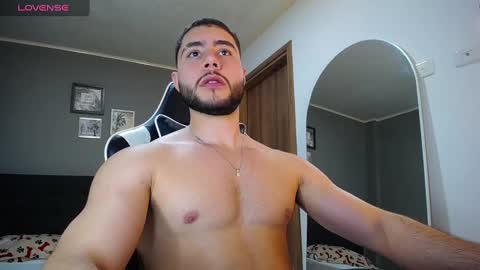 Snapshot of bryan_oficials chatting on 12/15/24, 02:41 bryan_oficials online show from 12/15/24, 02:41