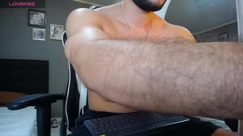 Snapshot of bryan_oficials chatting on 01/04/25, 04:12 bryan_oficials online show from 01/04/25, 04:12