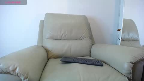 Snapshot of bryan_oficials chatting on 02/19/25, 12:25 bryan_oficials online show from 02/19/25, 12:25