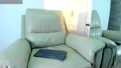 Snapshot of bryan_oficials chatting on 03/03/25, 05:42 bryan_oficials online show from 03/03/25, 05:42