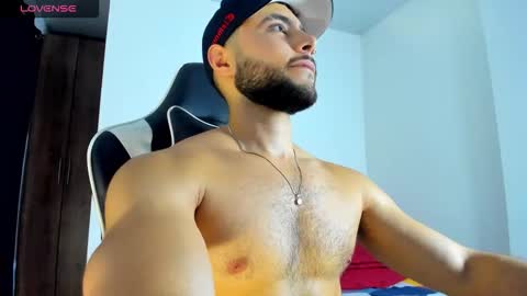 Snapshot of bryan_oficials chatting on 09/30/25, 01:32 bryan_oficials online show from 09/30/25, 01:32