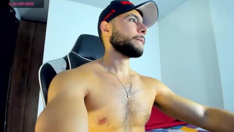 Snapshot of bryan_oficials chatting on 10/05/25, 01:59 bryan_oficials online show from 10/05/25, 01:59