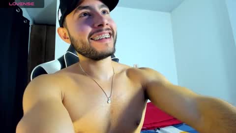 Snapshot of bryan_oficials chatting on 10/11/25, 03:28 bryan_oficials online show from 10/11/25, 03:28