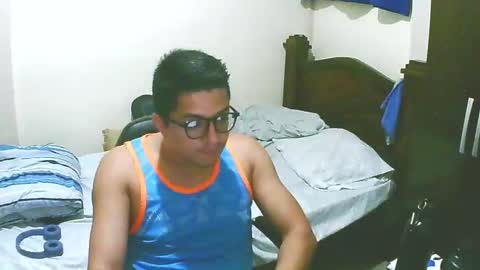 Snapshot of bryanbendy chatting on 09/25/25, 05:11 bryanbendy online show from 09/25/25, 05:11