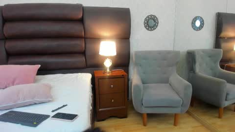 bryannamiller online show from 11/23/25, 01:22