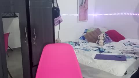 Snapshot of bryanny760719 chatting on 02/18/26, 09:11 bryanny760719 online show from 02/18/26, 09:11