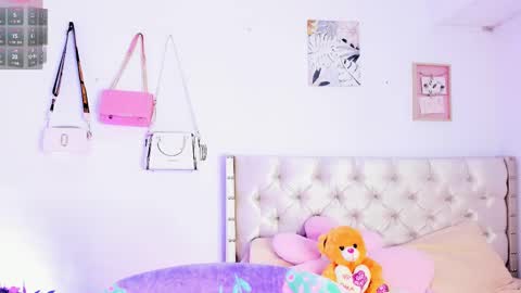 Carly     online show from 02/12/25, 06:51