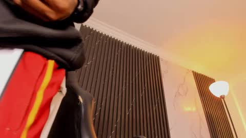 Bryxon  online show from 02/23/25, 10:06