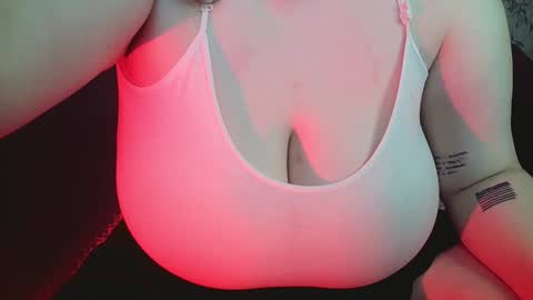 Snapshot of bubble_bambam chatting on 01/23/25, 06:14 Nancy 3 online show from 01/23/25, 06:14