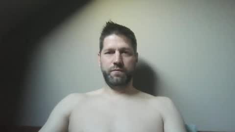 bubblebee1982 online show from 04/17/26, 05:21