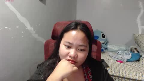 Snapshot of bubblebuttpinay chatting on 04/21/26, 01:42 Sunshine online show from 04/21/26, 01:42