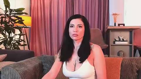 Snapshot of bubblecum4 chatting on 02/11/25, 12:05 MayaCroft online show from 02/11/25, 12:05