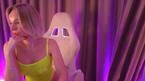 bubbling_crush online show from 02/11/25, 01:52