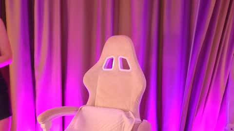 bubbling_crush online show from 02/20/25, 11:32