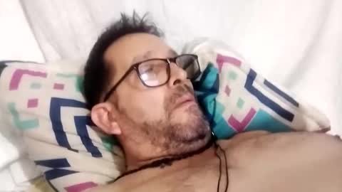 buchs32 online show from 11/12/25, 06:25