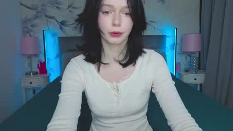 Leona online show from 02/03/26, 10:15