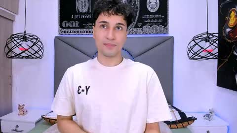 Snapshot of buddy_whitte chatting on 04/20/26, 05:48 Buddy Whitte online show from 04/20/26, 05:48